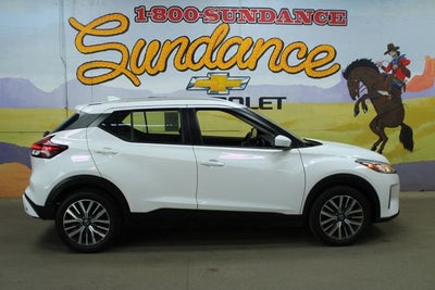 2021 Nissan Kicks SV Xtronic CVT