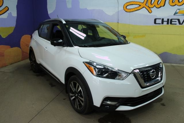 2020 Nissan Kicks SR