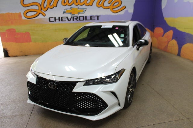 2019 Toyota Avalon XLE