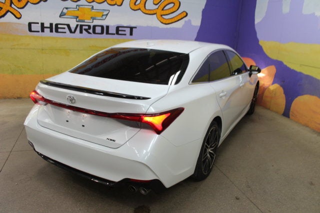2019 Toyota Avalon XLE