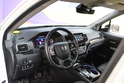 2022 Honda Pilot Touring 8-Passenger
