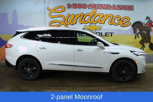 2024 Buick Enclave Essence