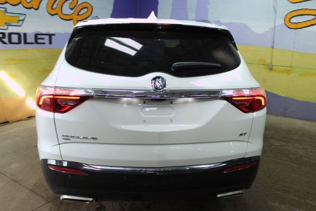 2024 Buick Enclave Essence