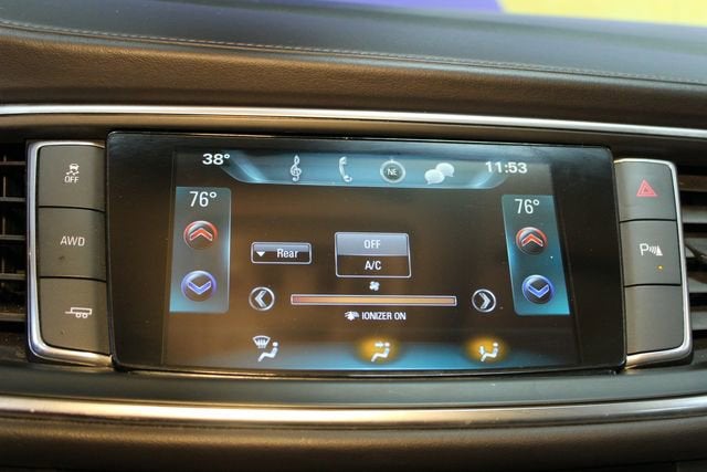 2018 Buick Enclave Essence