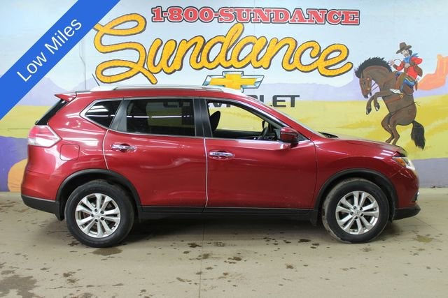 2016 Nissan Rogue SV