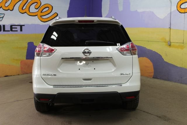 2016 Nissan Rogue SV