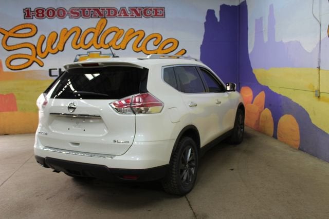 2016 Nissan Rogue SV