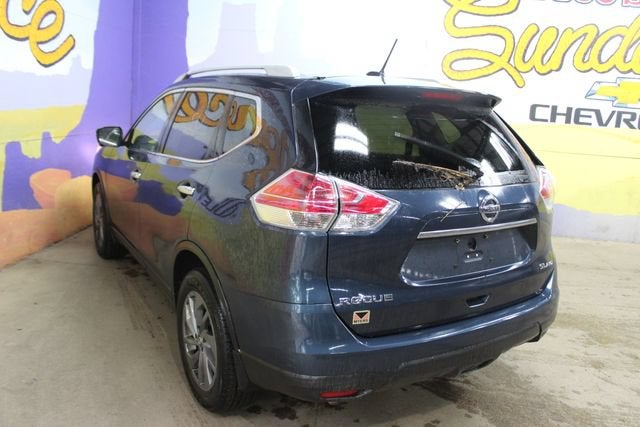 2016 Nissan Rogue SV