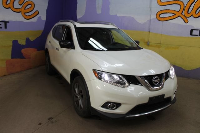 2016 Nissan Rogue SV