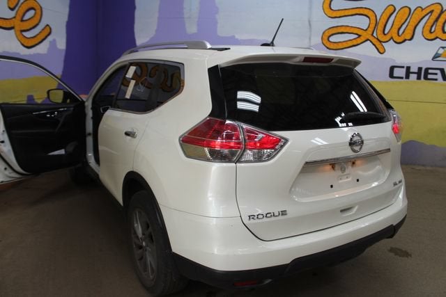 2016 Nissan Rogue SV