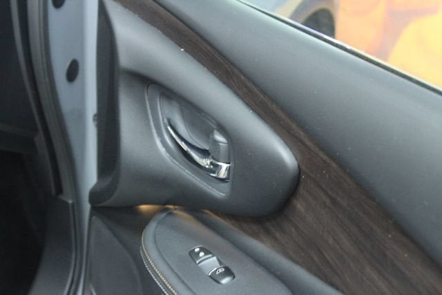 2023 Nissan Murano Platinum