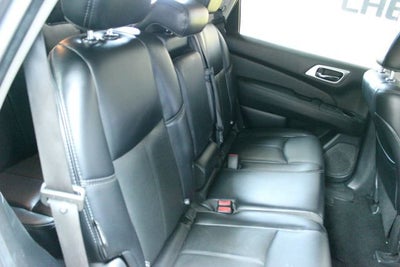 2020 Nissan Pathfinder SL