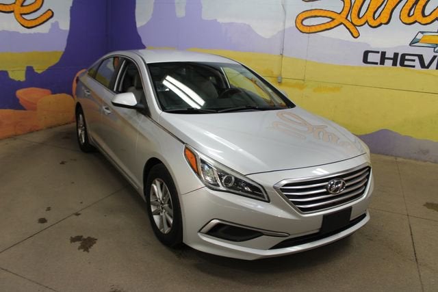 Used 2017 Hyundai Sonata Base with VIN 5NPE24AF7HH487822 for sale in Grand Ledge, MI
