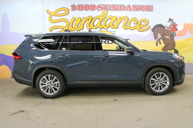 2024 Toyota Grand Highlander Platinum AWD's photo