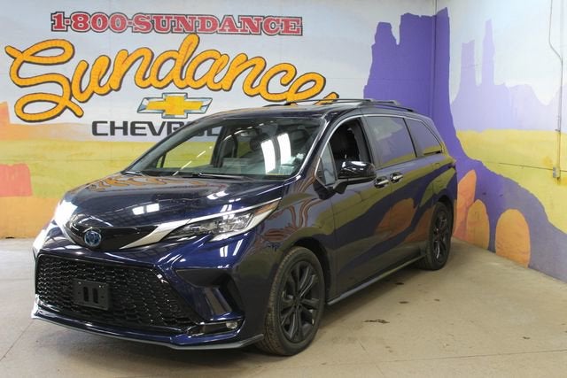 2022 Toyota Sienna XSE