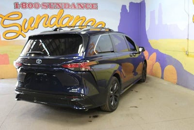2022 Toyota Sienna XSE