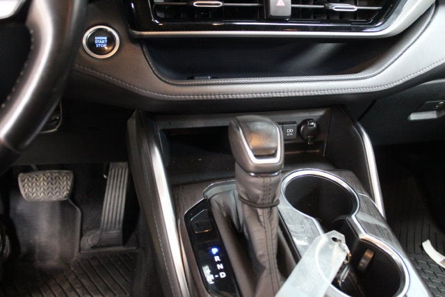 2020 Toyota Highlander Platinum