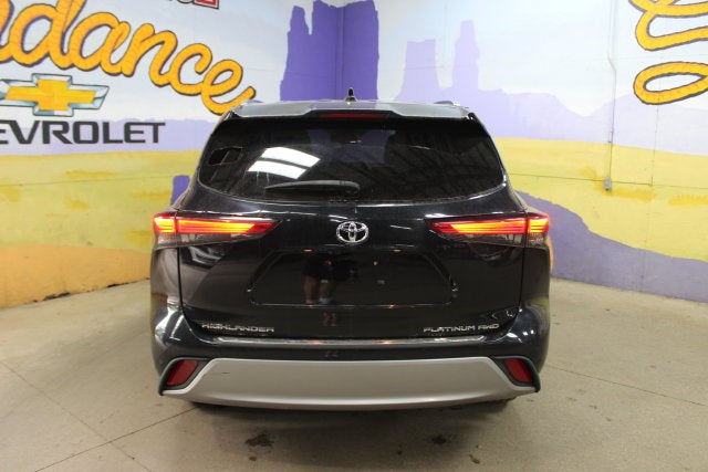 2020 Toyota Highlander Platinum