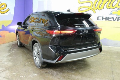 2021 Toyota Highlander Platinum