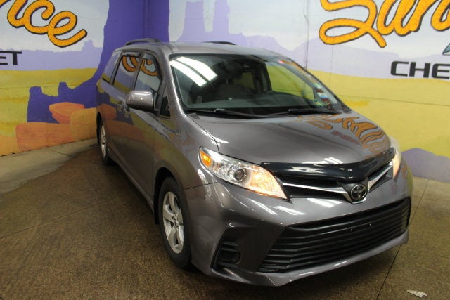 2019 Toyota Sienna LE Auto Access Seat