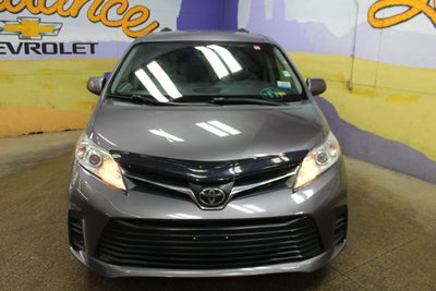 2019 Toyota Sienna LE Auto Access Seat