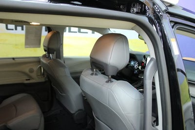 2021 Toyota Sienna Limited