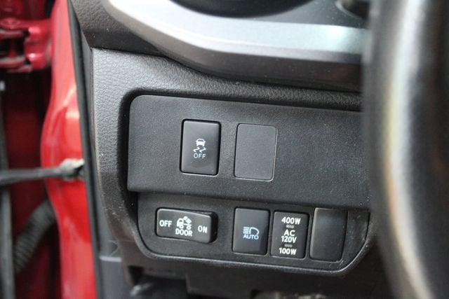 2020 Toyota Tacoma 4WD SR5