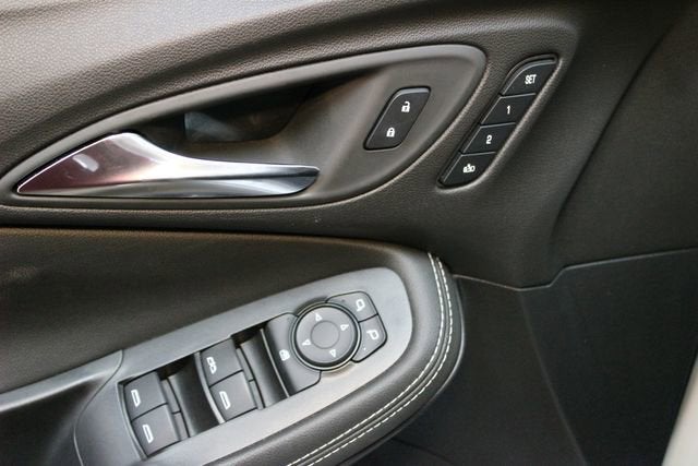 2025 Buick Encore GX Avenir