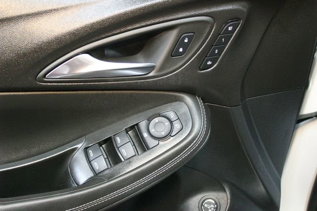 2025 Buick Encore GX Avenir