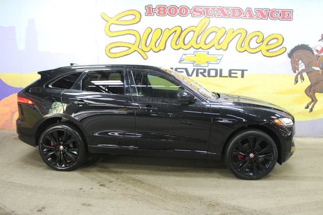 2019 Jaguar F-PACE 30t R-Sport AWD's photo