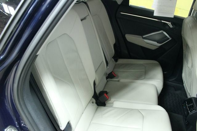 2020 Audi Q3 Premium Plus 45 TFSI quattro Tiptronic