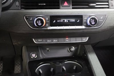 2022 Audi A4 Premium Plus 45 TFSI S line quattro S tronic