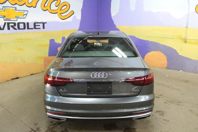 2022 Audi A4 Premium Plus 45 TFSI S line quattro S tronic